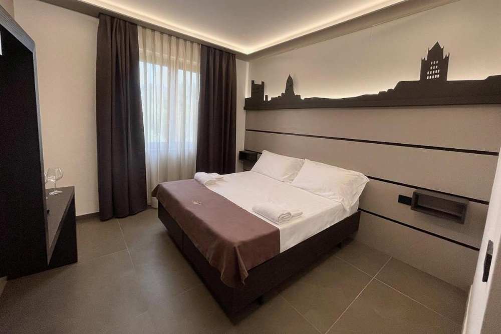 Room image 5